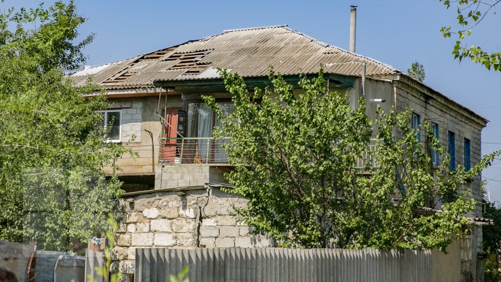 Tablou SUMBRU la Comrat după FURTUNA de ieri. Oamenii povestesc cu groază despre cele văzute (FOTOREPORT)