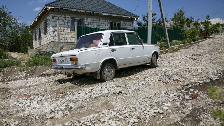 Tablou SUMBRU la Comrat după FURTUNA de ieri. Oamenii povestesc cu groază despre cele văzute (FOTOREPORT)