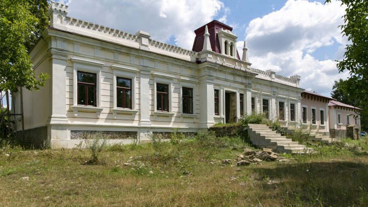 Conacul boierului Bogdasarov, Piatra (FOTOREPORT)