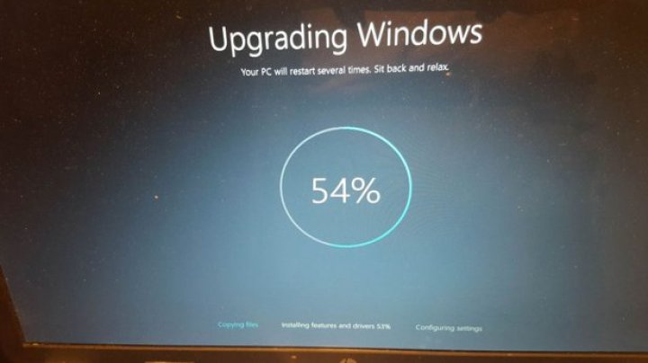 Un nou update de Windows 10 strică setările de reţea ale utilizatorilor