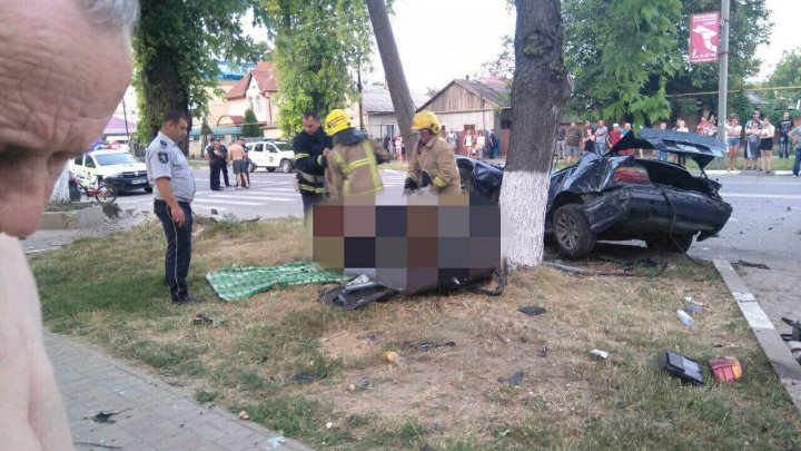 Accident GRAV la Ungheni. O persoană a murit pe loc (FOTO)