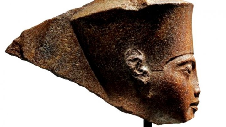 O sculptură a lui Tutankhamon s-a vândut cu 5,3 milioane de euro