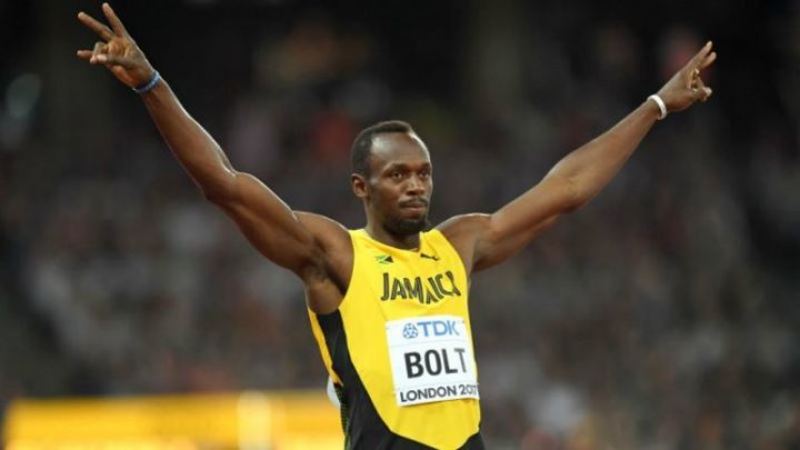 VEDETA LA SFAT CU AMATORII. Usain Bolt s-a întâlnit cu un grup de alergători