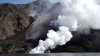 Vulcanul Stromboli din Italia a erupt din nou, generând coloane dense de fum (VIDEO)