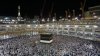 ÎN AJUNUL PELERINAJULUI: Aproape două milioane de musulmani s-au adunat la Mecca