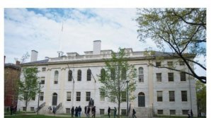 Accesul în SUA al unui student palestinian admis la Harvard, refuzat pe baza postărilor prietenilor pe reţelele de socializare