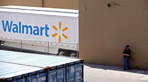 Un bărbat s-a aruncat în fața gloanțelor pentru a-și proteja soția în timpul atacului din El Paso