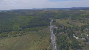 IMAGINI DIN DRONĂ cu accidentul de la Hânceşti. S-au format cozi imense de mașini