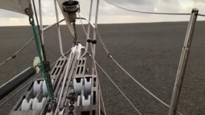 O "plută" de rocă vulcanică, descoperită în Oceanul Pacific (VIDEO)