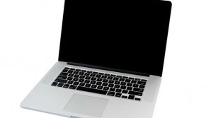 Un model de MacBook Pro interzis la bordul avioanelor din cauza riscului de incendiu