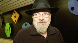 DOLIU! Sculptorul grec Takis, unul dintre părinţii artei cinetice, a murit la 93 de ani