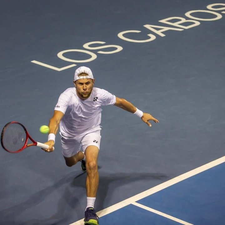 Radu Albot s-a calificat în semifinalele turneului ATP de la Los Cabos (FOTO)