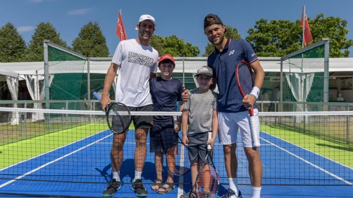 ALBOT, VICTORIE FĂRĂ EMOȚII. Tenismanul a dispus cu 6-4, 6-2 de francezul Gil Simon (FOTO)