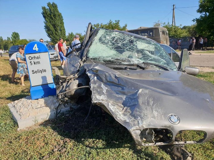 Accident pe traseul Călărași-Orhei. Trei persoane au ajuns la spital, după ce două mașini s-au ciocnit (FOTO/VIDEO)