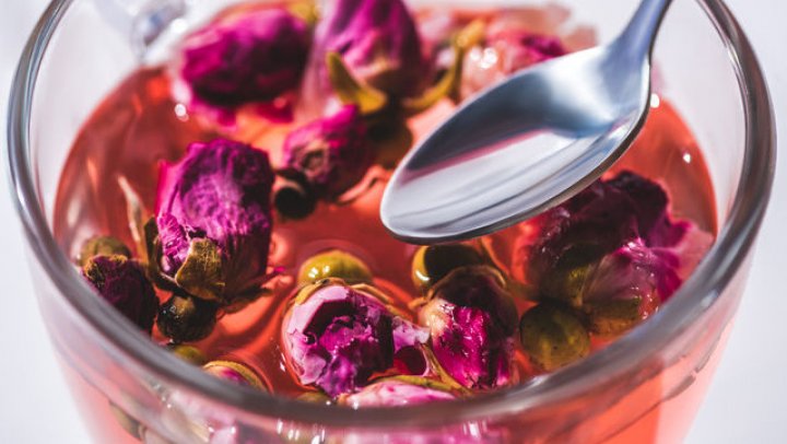 Cinci efecte utile pentru slăbire cu ajutorul ceaiului de trandafiri