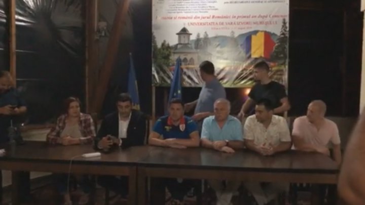 Mai multe asociații unioniste condamnă acțiunile lui Igor Dodon de pe 24 august