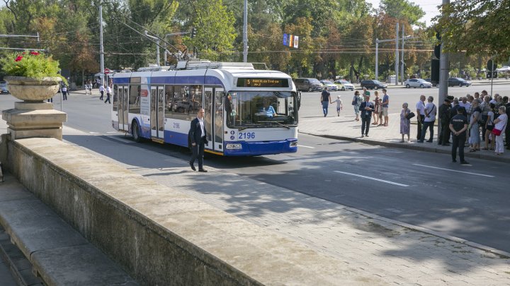 Zuia Independenţei în imagini. Ce s-a întâmplat astăzi în centrul Capitalei (FOTOREPORT)