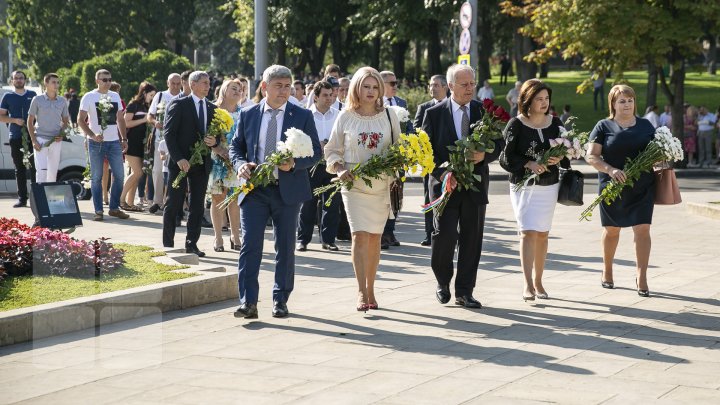 Zuia Independenţei în imagini. Ce s-a întâmplat astăzi în centrul Capitalei (FOTOREPORT)