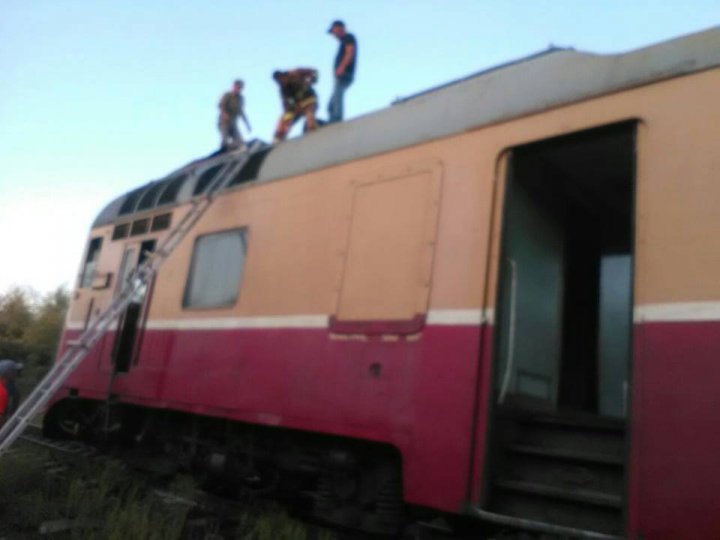 Un tren cu pasageri de pe ruta Bălți-Ungheni a luat foc (FOTO)