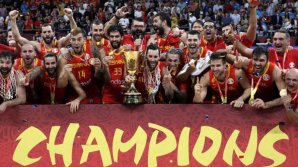 Spania, aclamată de suporteri. Baschetbaliștii au sărbătorit alături de mii de fani victoria în faţa Argentinei