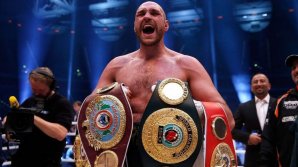 FURY, SHOW LA ANTRENAMENT. Tyson a apărut purtând pe cap o mască mexicană