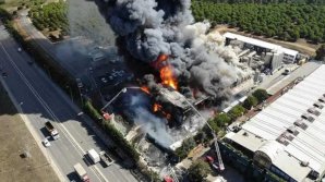 Explozie de proporţii: Doi oameni au fost răniţi după ce un rezervor metalic a sărit în aer, în Turcia