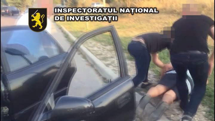 Rezultatele operațiunii Antidrog, desfășurată astăzi de polițiști și procurori: 14 suspecți reținuți (VIDEO)