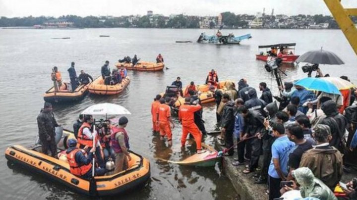 Tragedie pe fluviul Godavari. 39 de oameni, dispăruți după un naufragiu