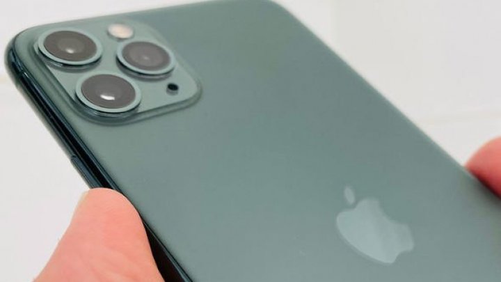 Apple iPhone 11 Pro Max, dezasamblat. Vezi ce conţine în interior cel mai aşteptat smartphone al anului (FOTO, VIDEO)