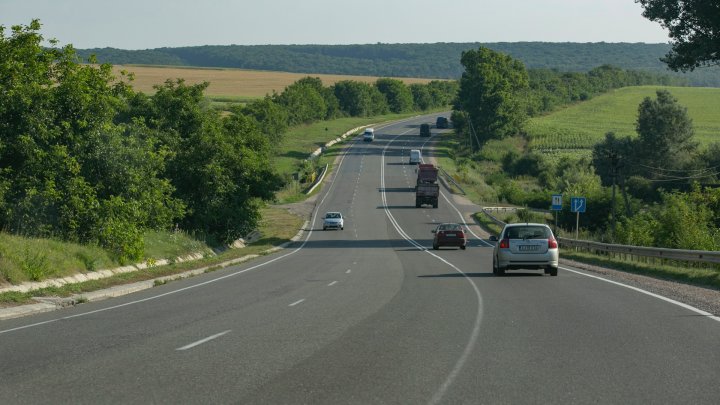 VITEZOMANII, vânaţi de INP. Drumurile naţionale unde vor staţiona maşini ale poliţiei dotate cu RADARE