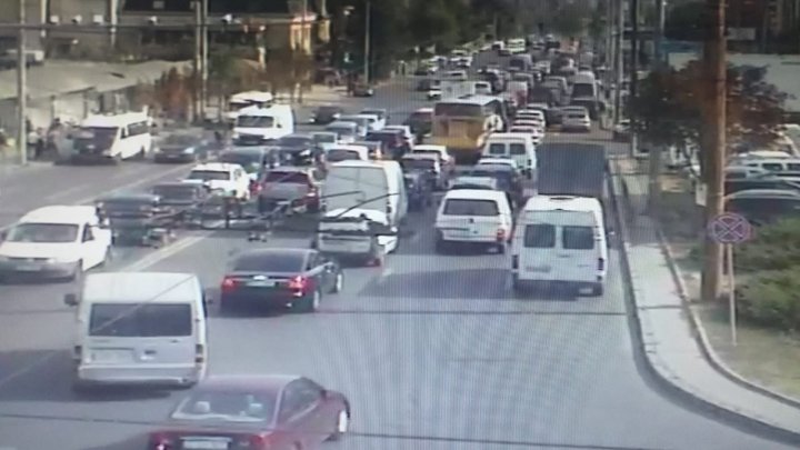 InfoTrafic: Cum se circulă pe străzile din Capitală