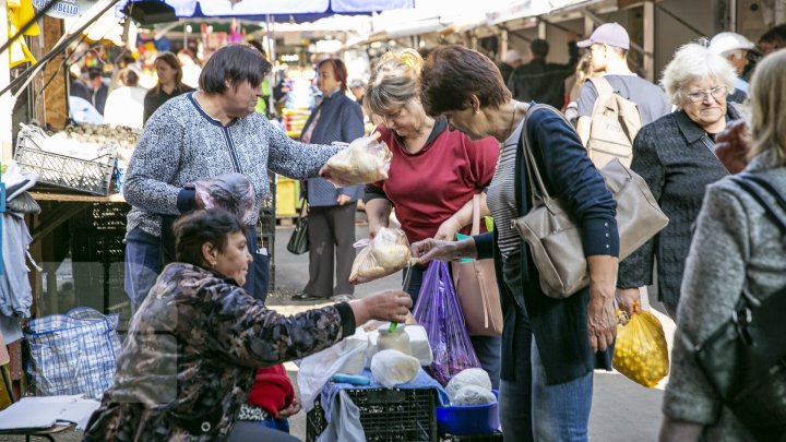 BNS: În octombrie, cartofii s-au scumpit cu aproape 20%. Preţurile au crescut şi la alte produse 