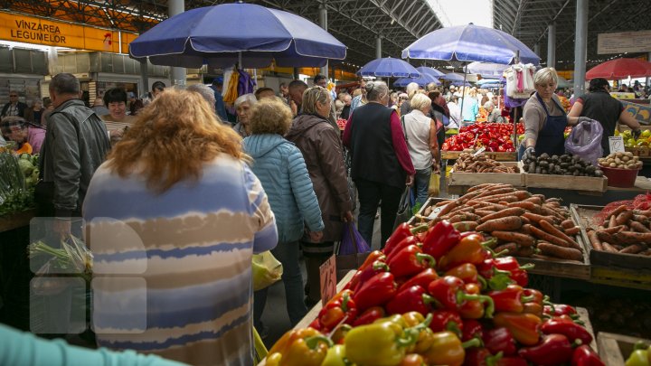 COȘUL PUBLIKA.MD. Cât costă cele mai importante produse alimentare în piețele din Capitală