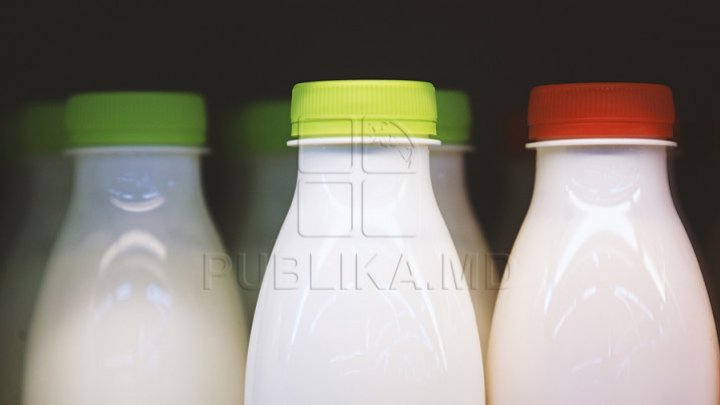 Ambalajele din plastic, PERICOL pentru sănătate. Cel mai TOXIC e cel în care se păstrează produsele lactate