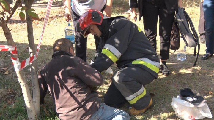 ACCIDENT TERIBIL în Capitală. Un troleibuz a intrat în mulțime. SUNT MULTE VICTIME (LIVE)