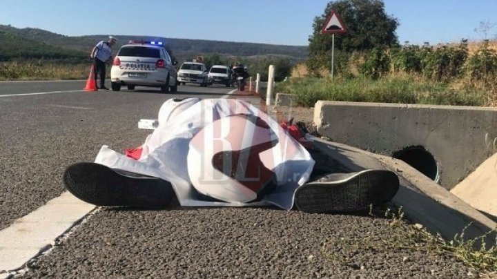 Accident mortal. Un bărbat a decedat, iar soţia sa a fost transportată la spital (FOTO)