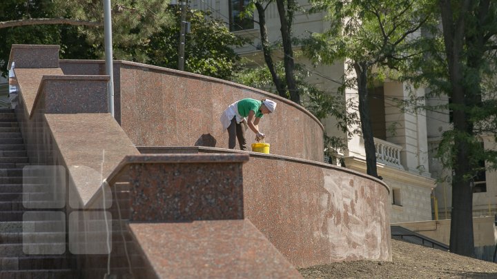 Când va avea loc inaugurarea scărilor din granit din parcul Valea Morilor din Capitală (FOTOREPORT)