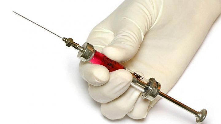 Italia dă undă verde sinuciderii asistate. Ce spune Papa Francisc despre decizia Curţii Constituționale