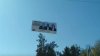 Blocul ACUM încalcă legislaţia electorală. Bannere cu Năstase şi Sandu, atârnate pe sârme  în satul Cimișeni