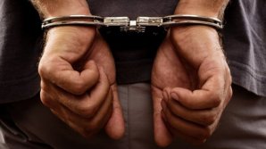 45 de persoane aflate în căutare pentru diverse infracțiuni, reținute