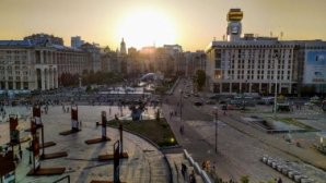 PROTESTE PE PIAŢA MAIDAN. 1.000 de ucraineni au denunţat acordul de la Minsk