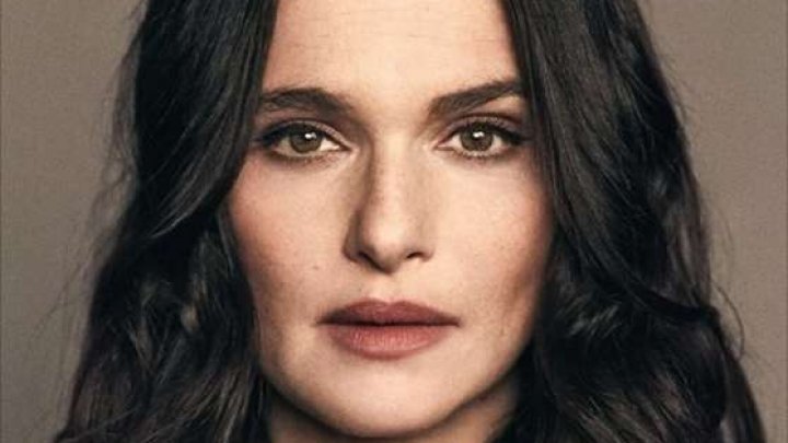 Rachel Weisz o va interpreta pe legendara actriţă Elizabeth Taylor într-un film biografic