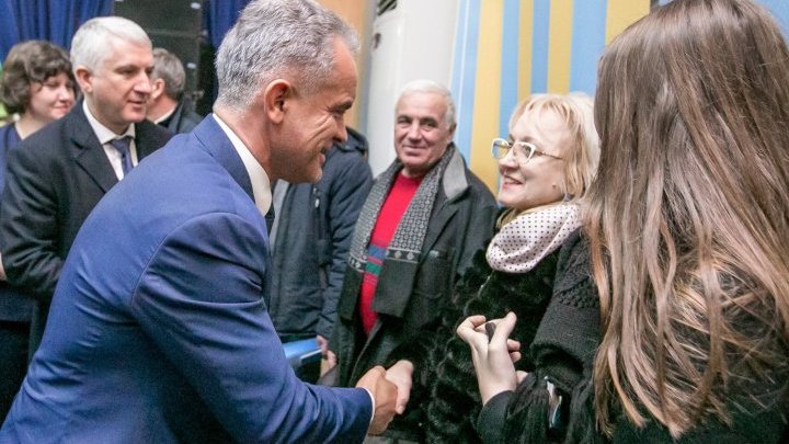 Cine a câştigat fotoliul de primar în Grozeşti, satul de baştină al lui Vlad Plahotniuc