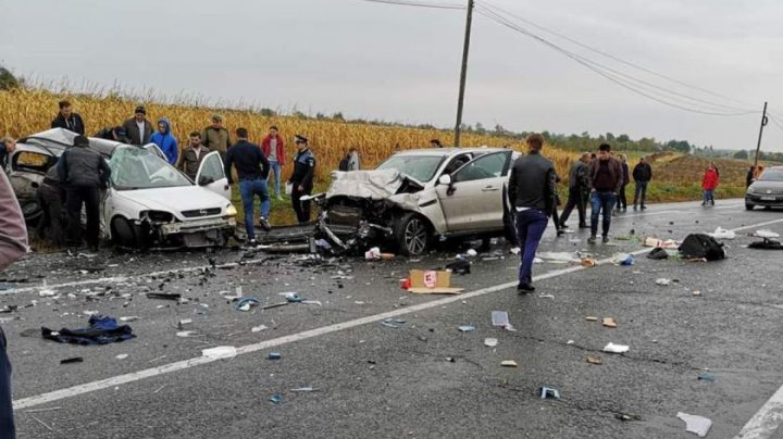 TRAGEDIE CUMPLITĂ. O tânără din ţara noastră şi viitorul ei soţ au murit într-un accident în Iaşi. DETALII DE GROAZĂ (FOTO)