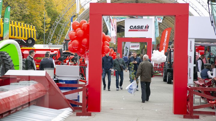 Ce poţi vedea la expozițiile Farmer şi Moldagrotech din Capitală. Vizitatorii spun că preţurile sunt exorbitante (FOTOREPORT)