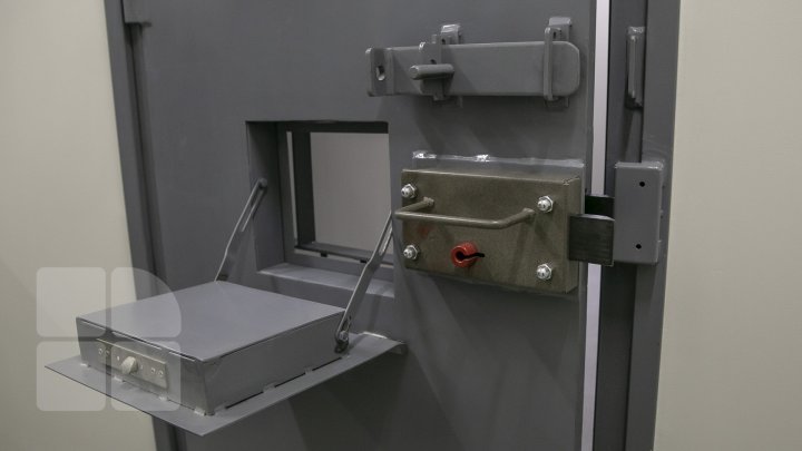 La Hânceşti a fost deschis primul izolator de detenţie provizorie din ţară (FOTOREPORT)