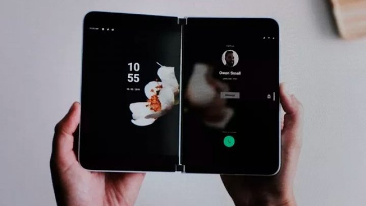 Microsoft anunţă Surface Duo. Un smartphone cu Android şi două ecrane