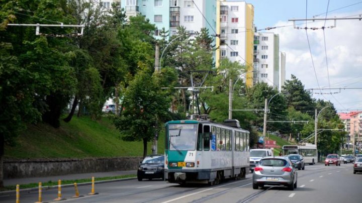 Un oraş din România va avea, de anul viitor, autobuze fără şofer