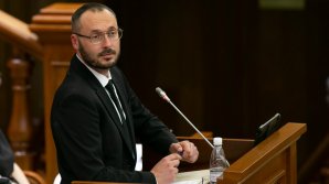 Deputatul PAS, Sergiu Litvinenco, în platoul Publika TV: ”Parlamentul trebuie dizolvat, pentru a putea fi declanşate alegeri anticipate”
