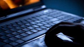 Un adolescent a fost găsit mort în cameră de tatăl său. Motivul decesului este şocant